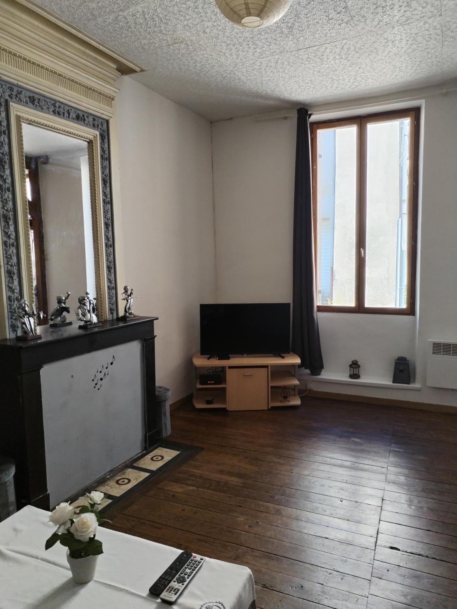 Vila Maison Calme La Réole Exteriér fotografie
